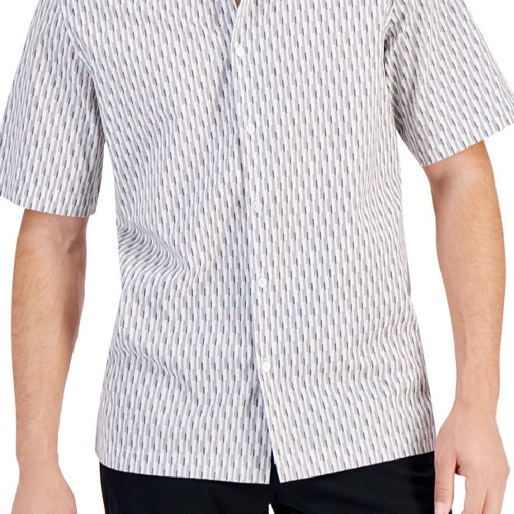 NWT Men's Alfani Geo-Print Short Sleeve Patterned Shirt, size xxl - Picture 3 of 5